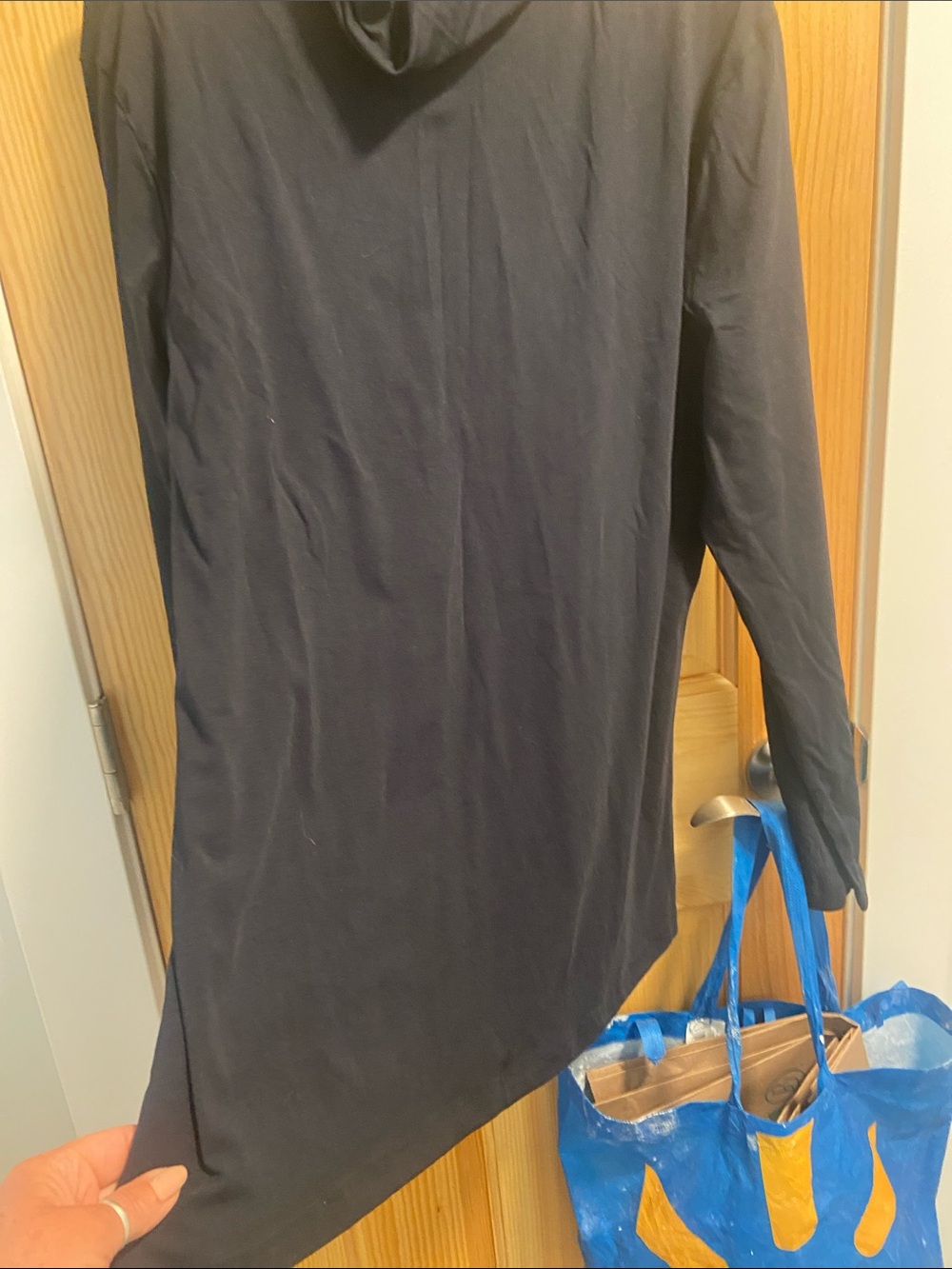 Serra Black Long Sleeve Tunic Top - Picture 4 of 4